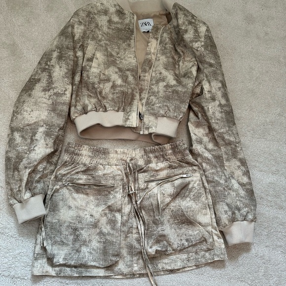 Zara Dresses & Skirts - Zara Beige and Gray Mini Skirt Set